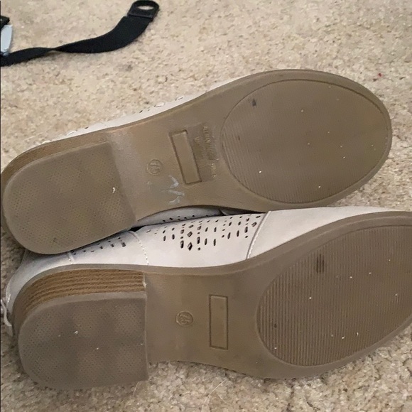 Bella Marie Booties - Picture 4 of 4